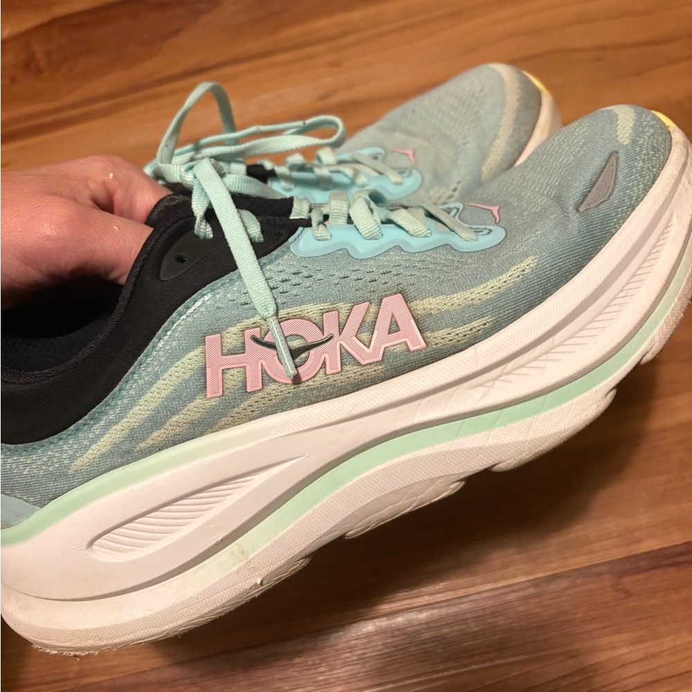 Hoka Bondi 9 size 9
